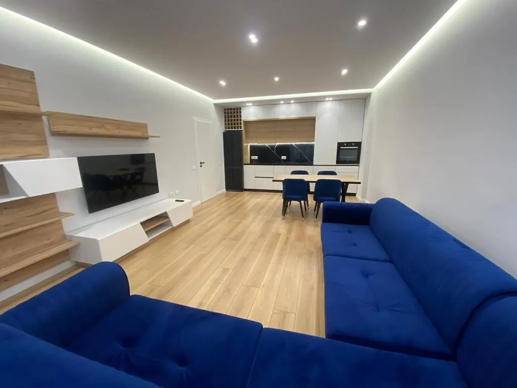 8Th Floor Luxury Apartament 地拉那