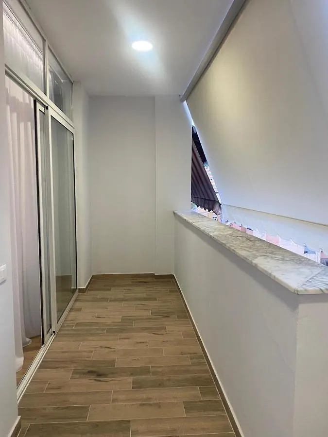 8Th Floor Luxury Apartament 地拉那 阿尔巴尼亚